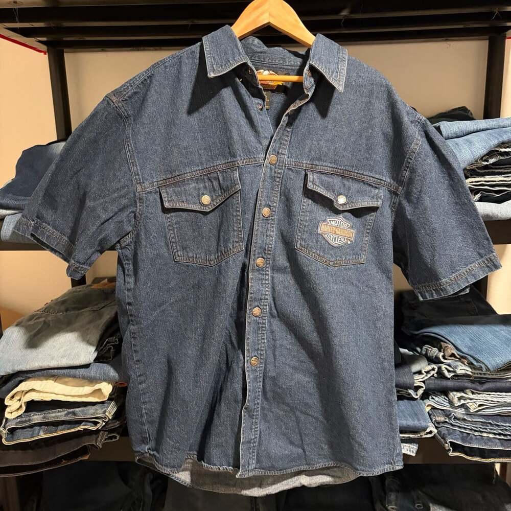 Harley Davidson Denim Short Sleeve Button Shirt Size M Blue